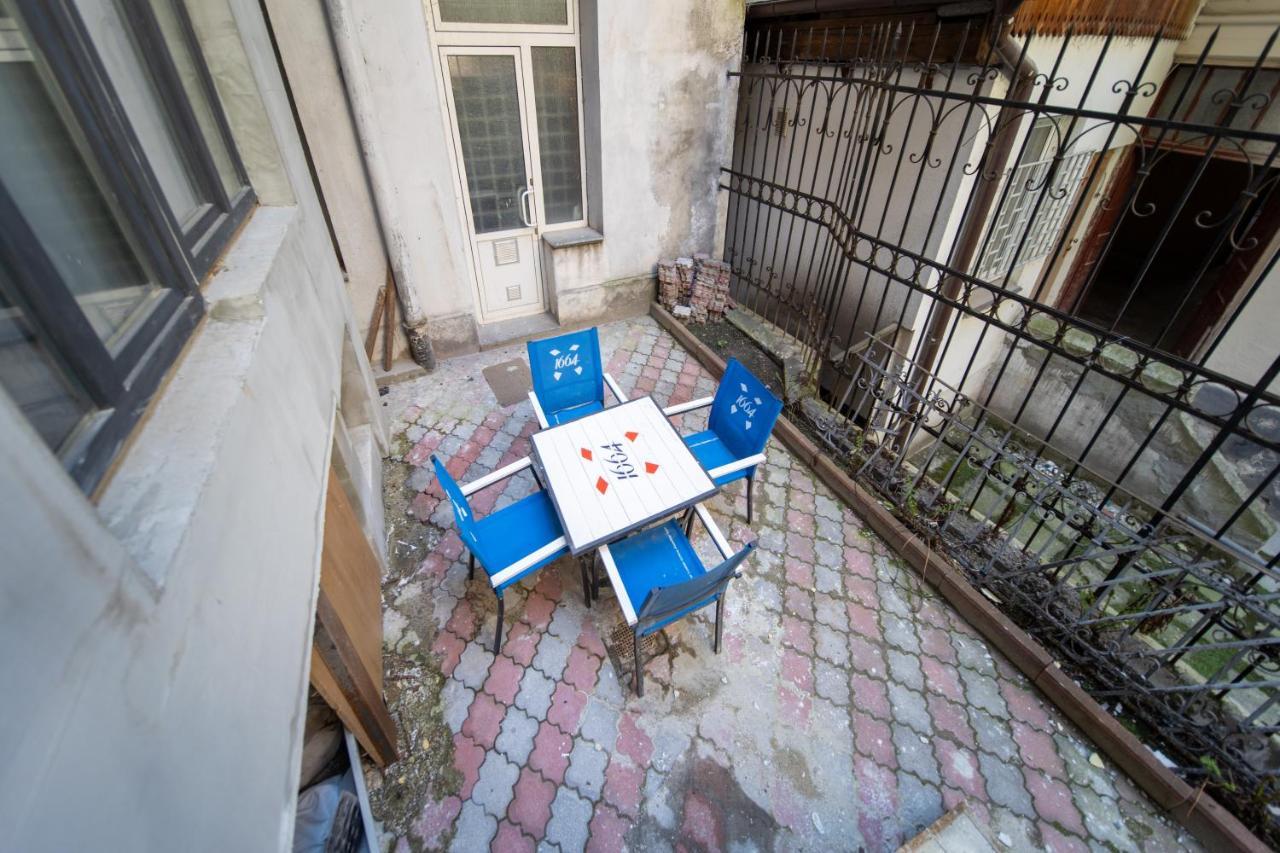 Lesi Apartment With Terrace Lviv Eksteriør bilde